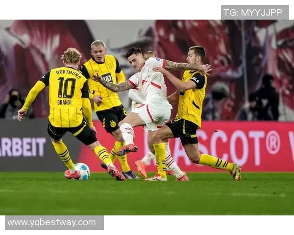 德甲焦点战：拜仁慕尼黑对阵多特蒙德即将上演